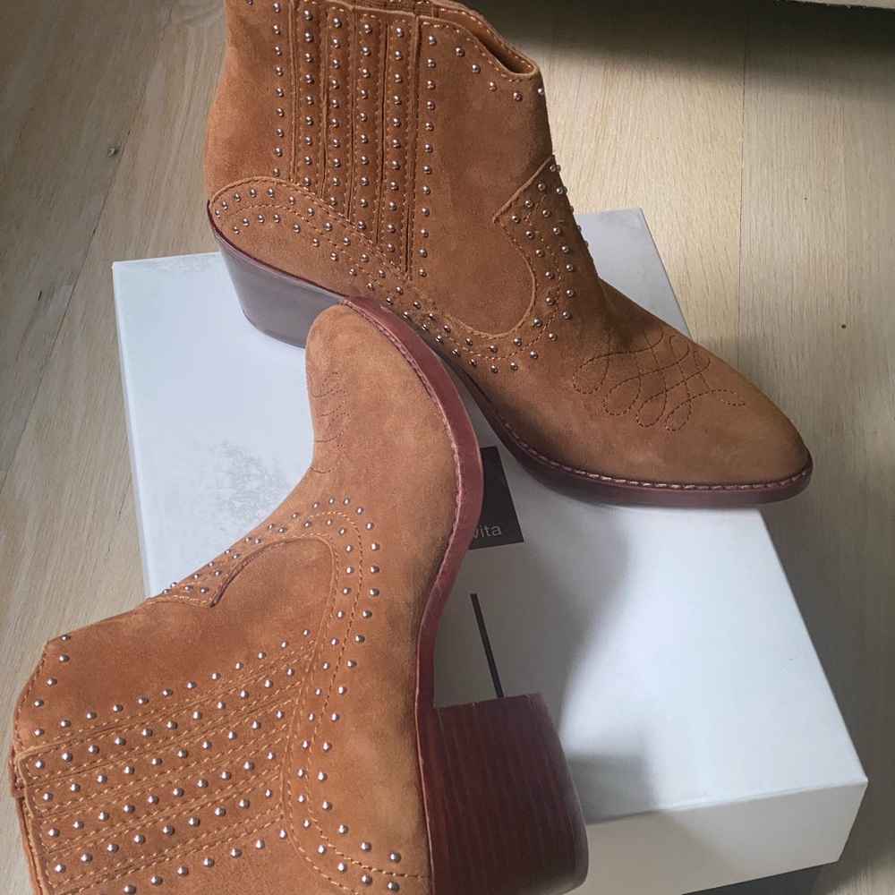 NEW! Dolce Vita Suede Dexter Studded Booties, Size 8.5US - Picture 5 of 9